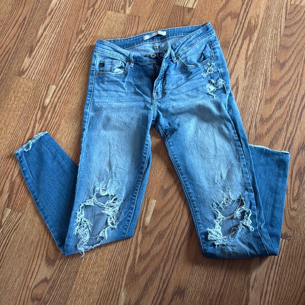 KanCan Skinny Jeans - Picture 1 of 3